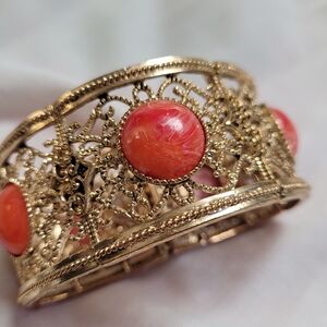 Vintage Gold Tone Filigree Panel Bracelet w Orange Acrylic Cabochons